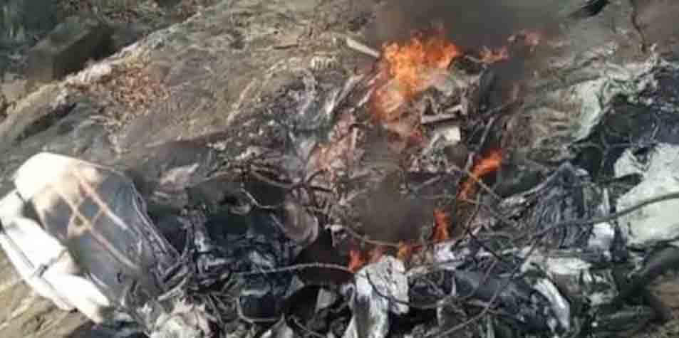 యుద్ధ విమానం కూలి ఇద్దరు పైలట్లు మృతి