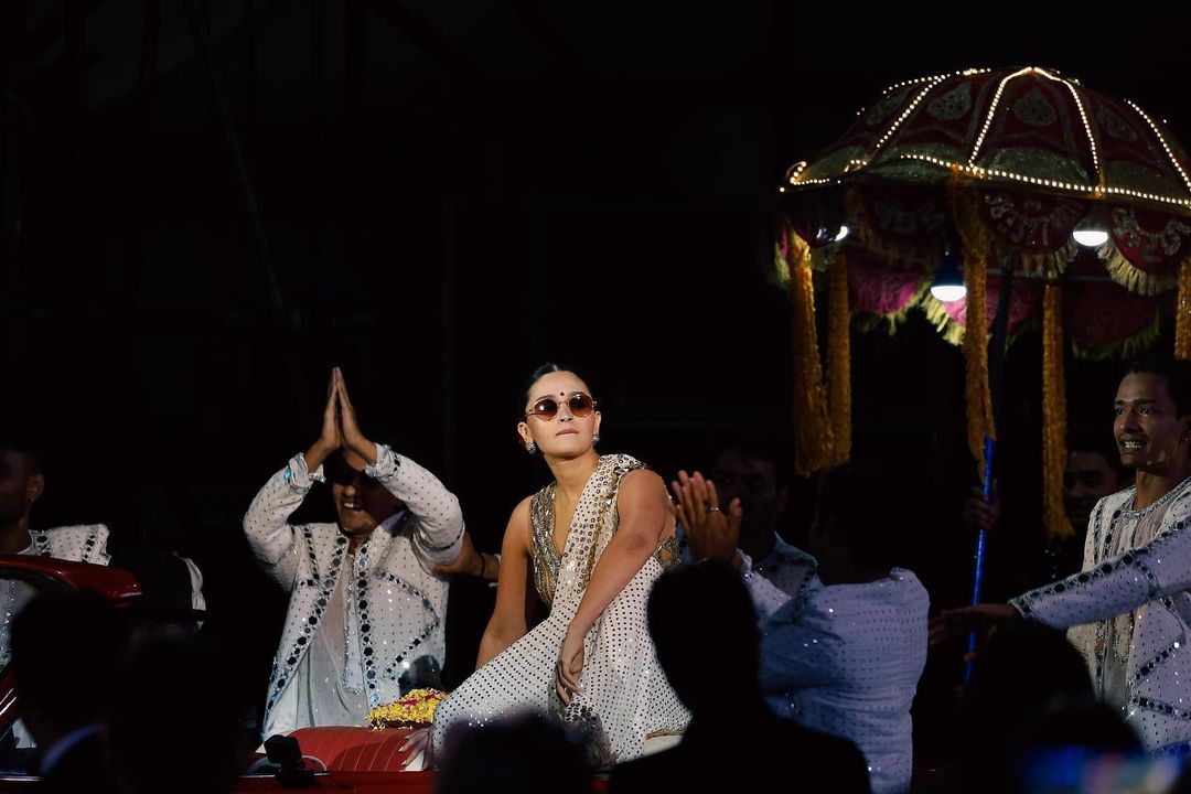 Alia Bhatt | ‘ఆర్‌ఆర్‌ఆర్‌’ (RRR) చిత్రంతో తెలుగు ప్రేక్షకులకు చేరువైంది అలియాభట్ (Alia Bhatt). ( Photos : Instagram )
