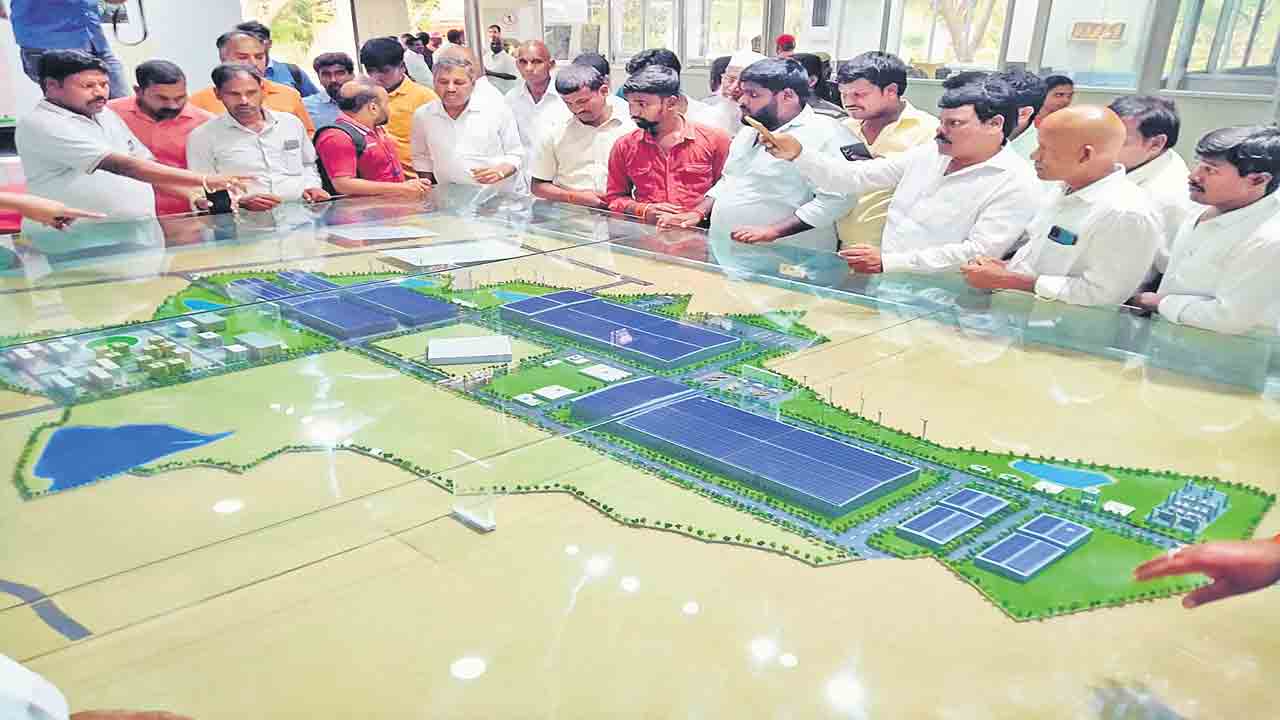 బ్యాటరీ కంపెనీని అడ్డుకునే యత్నం