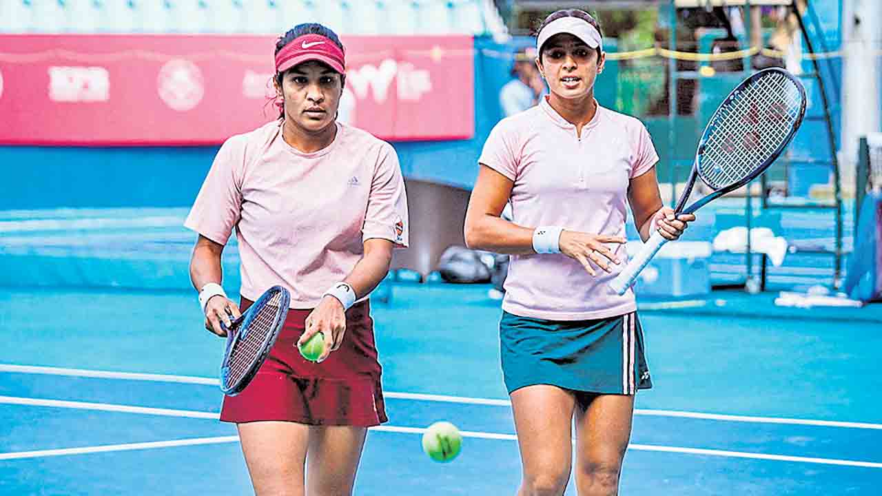 ఐటీఎఫ్‌ క్వార్టర్స్‌లో అంకిత జోడీ