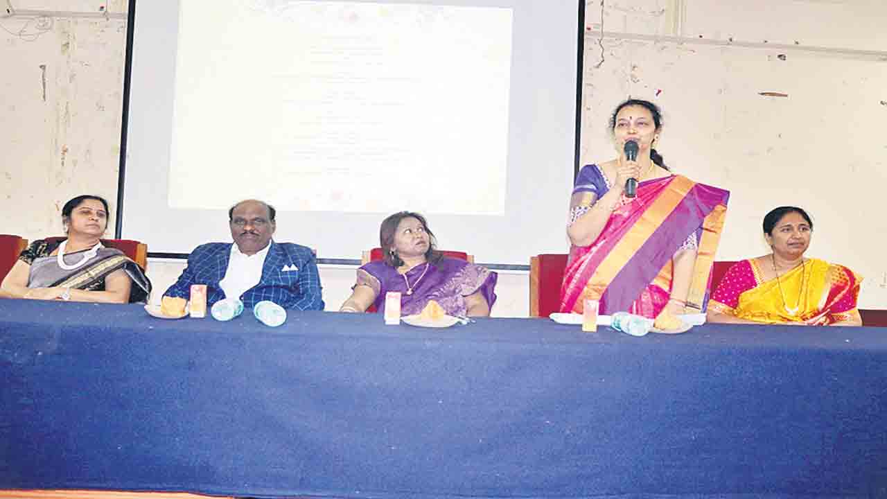 టీయూలో అంతర్జాతీయ మహిళా దినోత్సవం