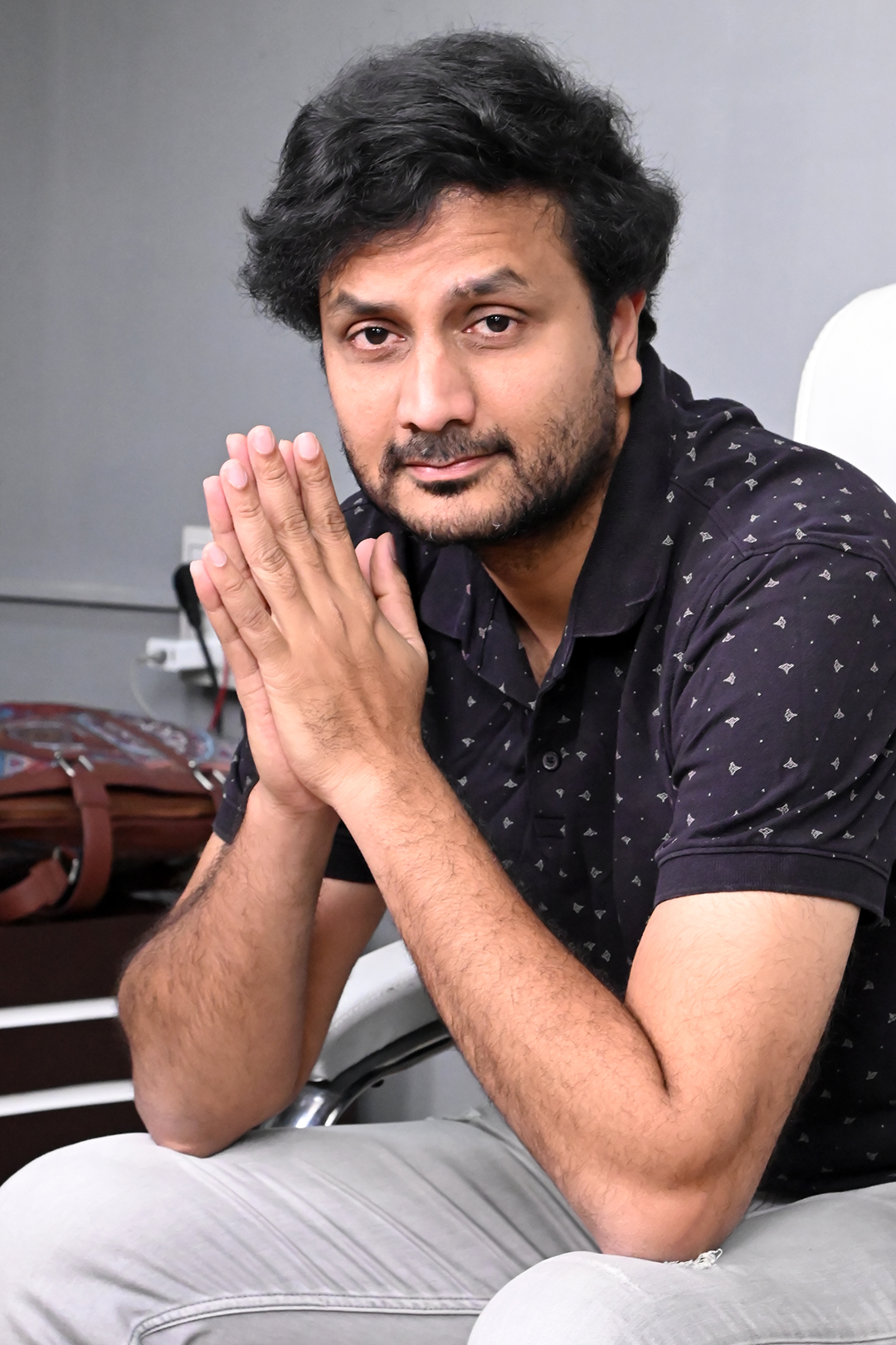 Avasarala Srinivas at Phalana Abbayi Phalana Ammayi Movie Interview