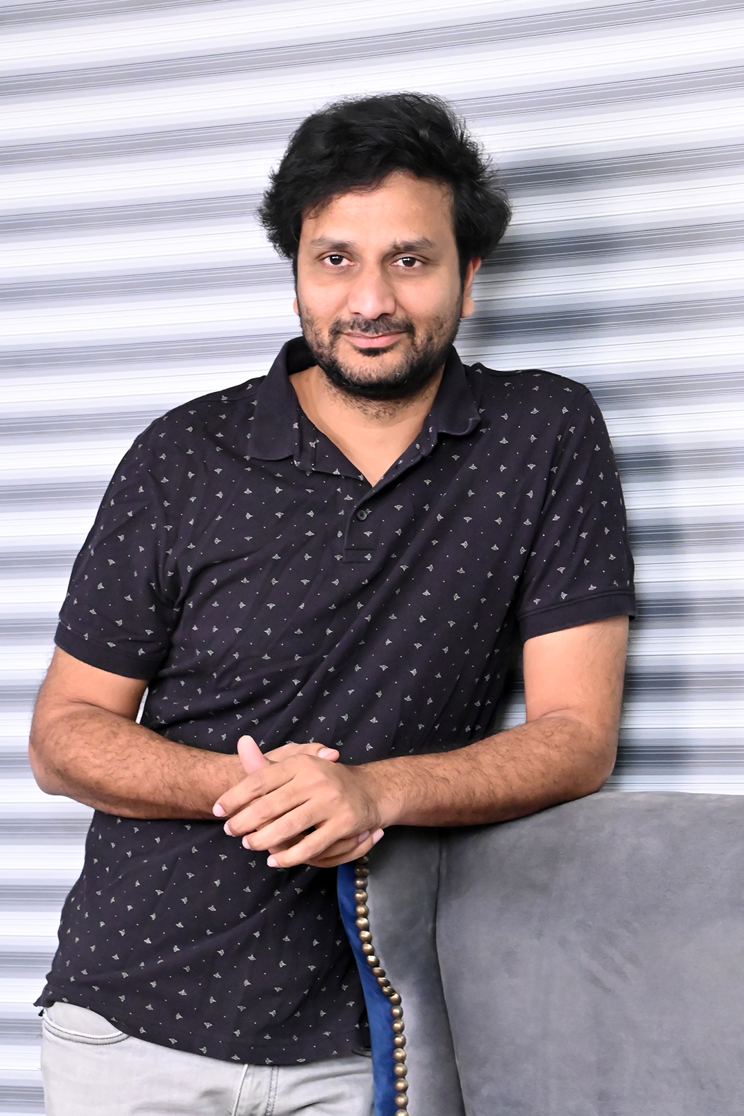 Avasarala Srinivas at Phalana Abbayi Phalana Ammayi Movie Interview