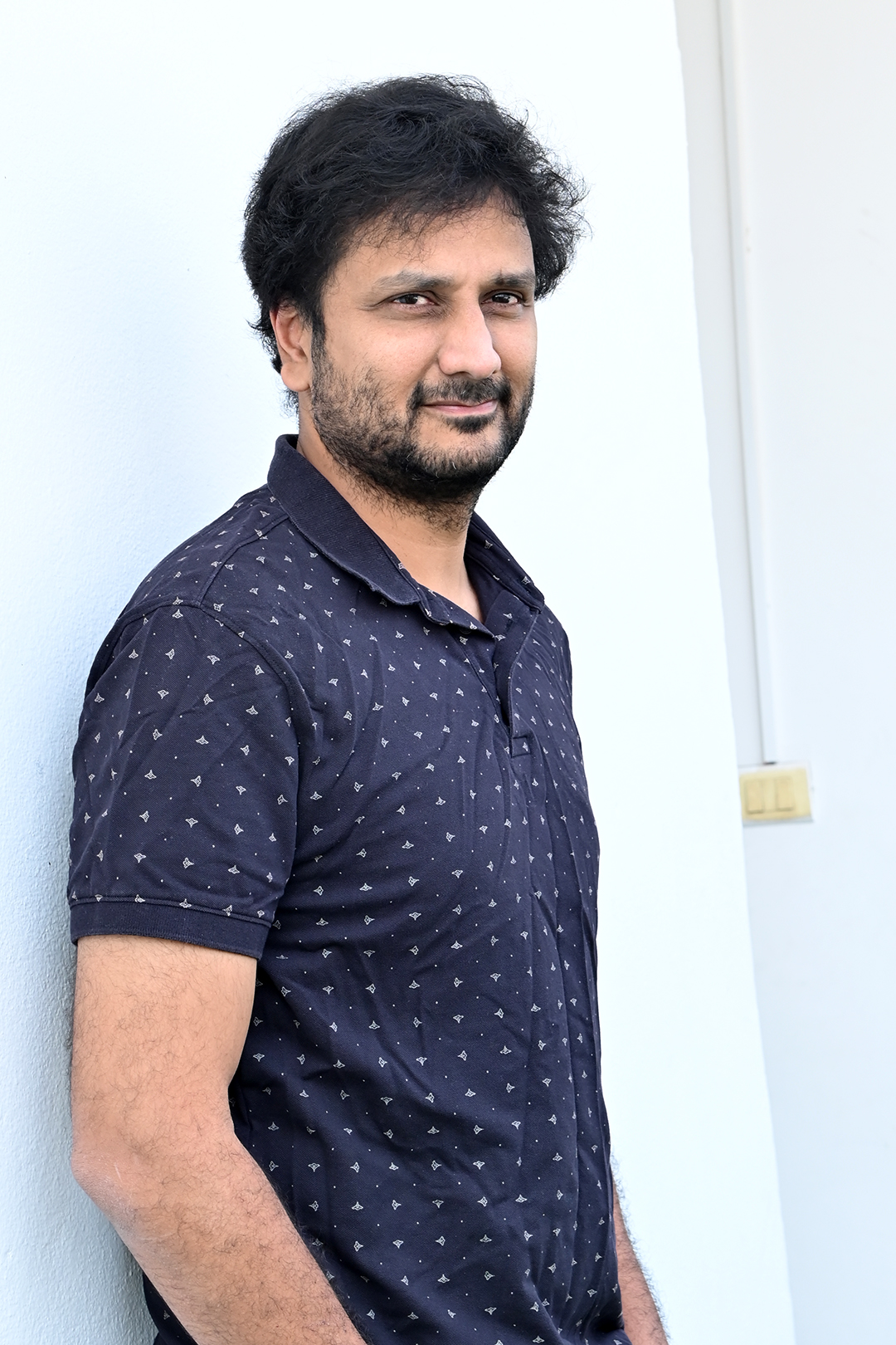 Avasarala Srinivas at Phalana Abbayi Phalana Ammayi Movie Interview