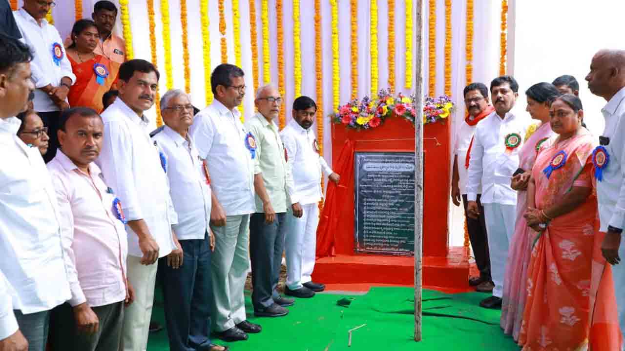 Democracy | ప్రజాస్వామ్య వ్యవస్థను నాశనం చేస్తున్న కేంద్రం : బీవీ రాఘవులు