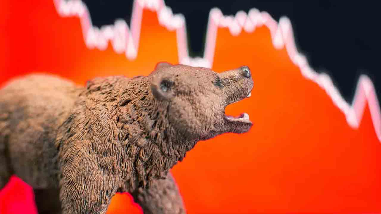 17 వేల దిగువకు నిఫ్టీ