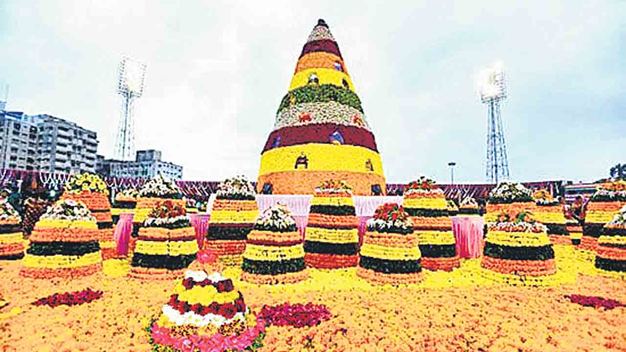 ప్రకృతి పూల సోయగం