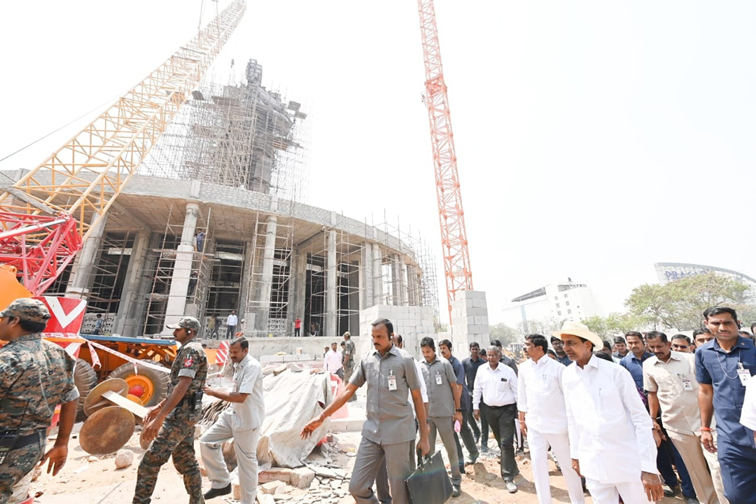 నూతన సచివాలయ నిర్మాణ పనులను పరిశీలించిన సీఎం కేసీఆర్‌..
