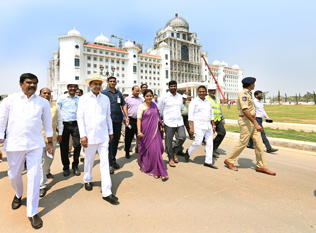 నూతన సచివాలయ నిర్మాణ పనులను పరిశీలించిన సీఎం కేసీఆర్‌..