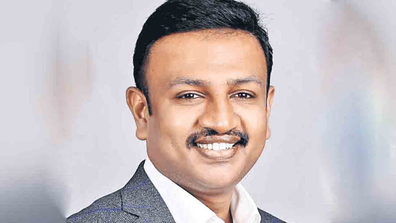 సింగరేణి సీఎండీకి అభినందనలు