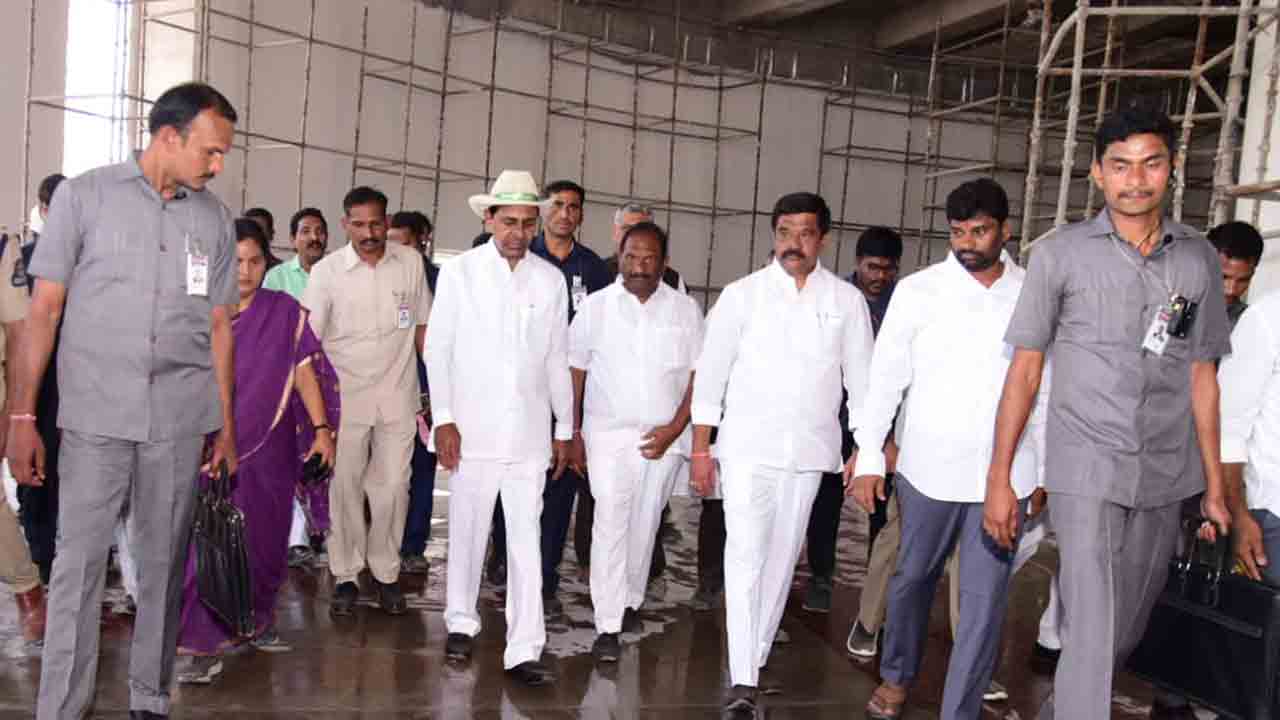 CM KCR | కొత్త సచివాలయానికి సీఎం కేసీఆర్‌.. నిర్మాణ పనుల పరిశీలన