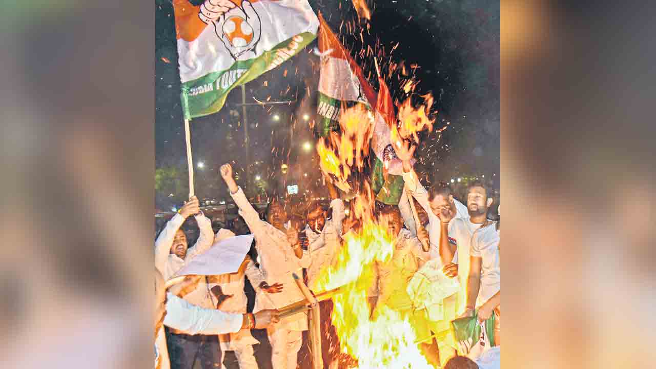 న్యాయ పోరాటం చేస్తాం.. రాహుల్‌ అనర్హత అంశంపై కాంగ్రెస్‌