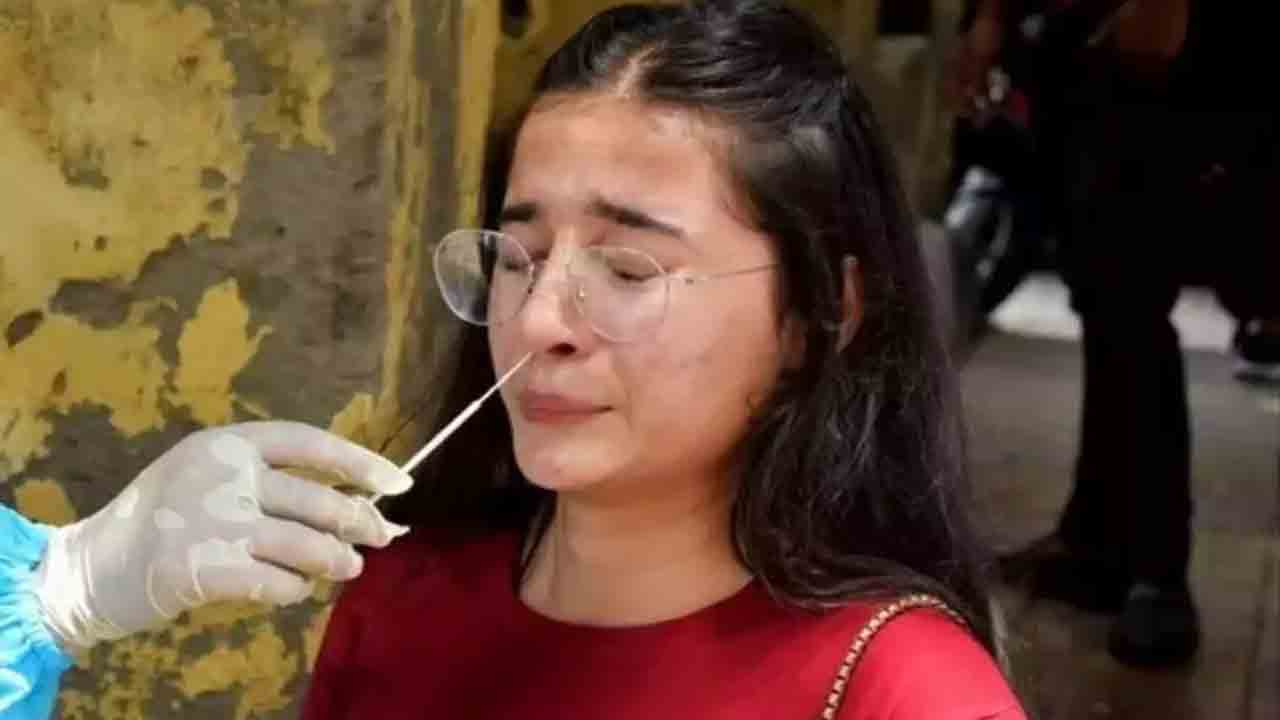 Corona virus | కరోనా కారణంగా గుండెపోటు ముప్పు.. ఇంకా ఎన్నో జబ్బులు వస్తాయి.. వైద్య నిపుణుల హెచ్చరికలు