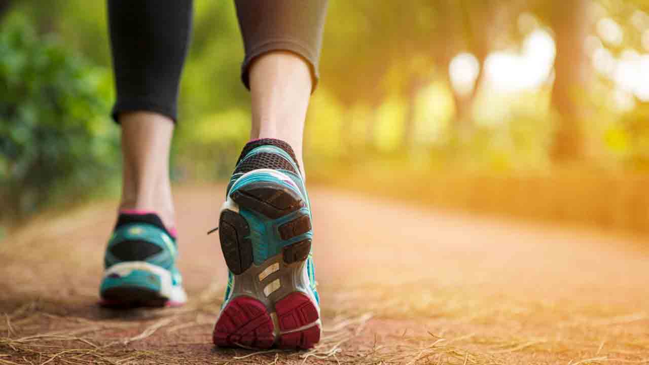 Daily Walk | రోజూ 11 నిమిషాలు నడిస్తే చాలు.. ఆ ముప్పు నుంచి బయటపడొచ్చు