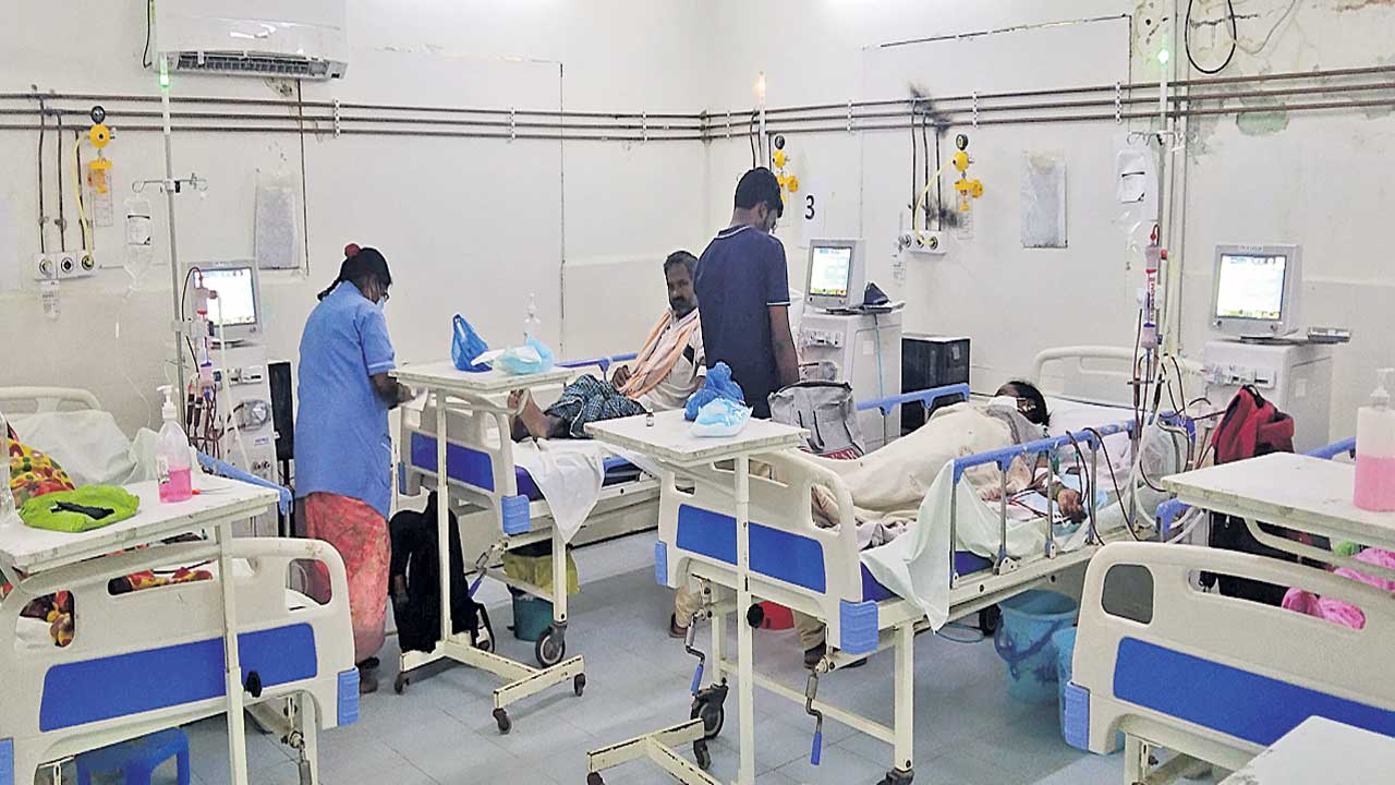 డయాలసిస్‌ బాధితులకు సర్కారు భరోసా..