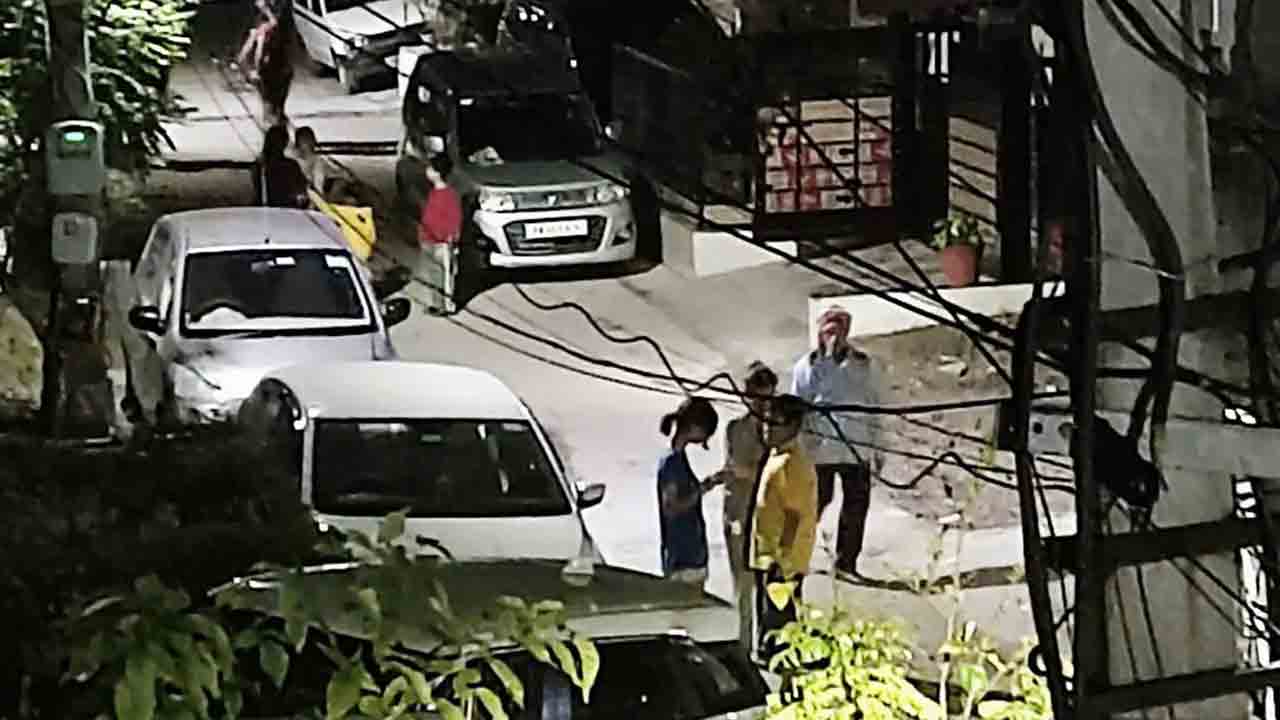 Delhi Quake | హిందూకుష్‌ పర్వతాల్లో భారీ భూకంపం.. ఢిల్లీలో ఊగిపోయిన భవనాలు.. వీడియోలు వైరల్‌..!