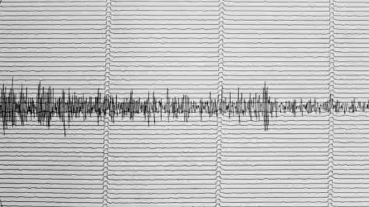 Earthquake | మధ్యప్రదేశ్‌, ఛత్తీస్‌గఢ్‌లో భూకంపం.. ఇండ్ల నుంచి పరుగులు తీసిన జనాలు