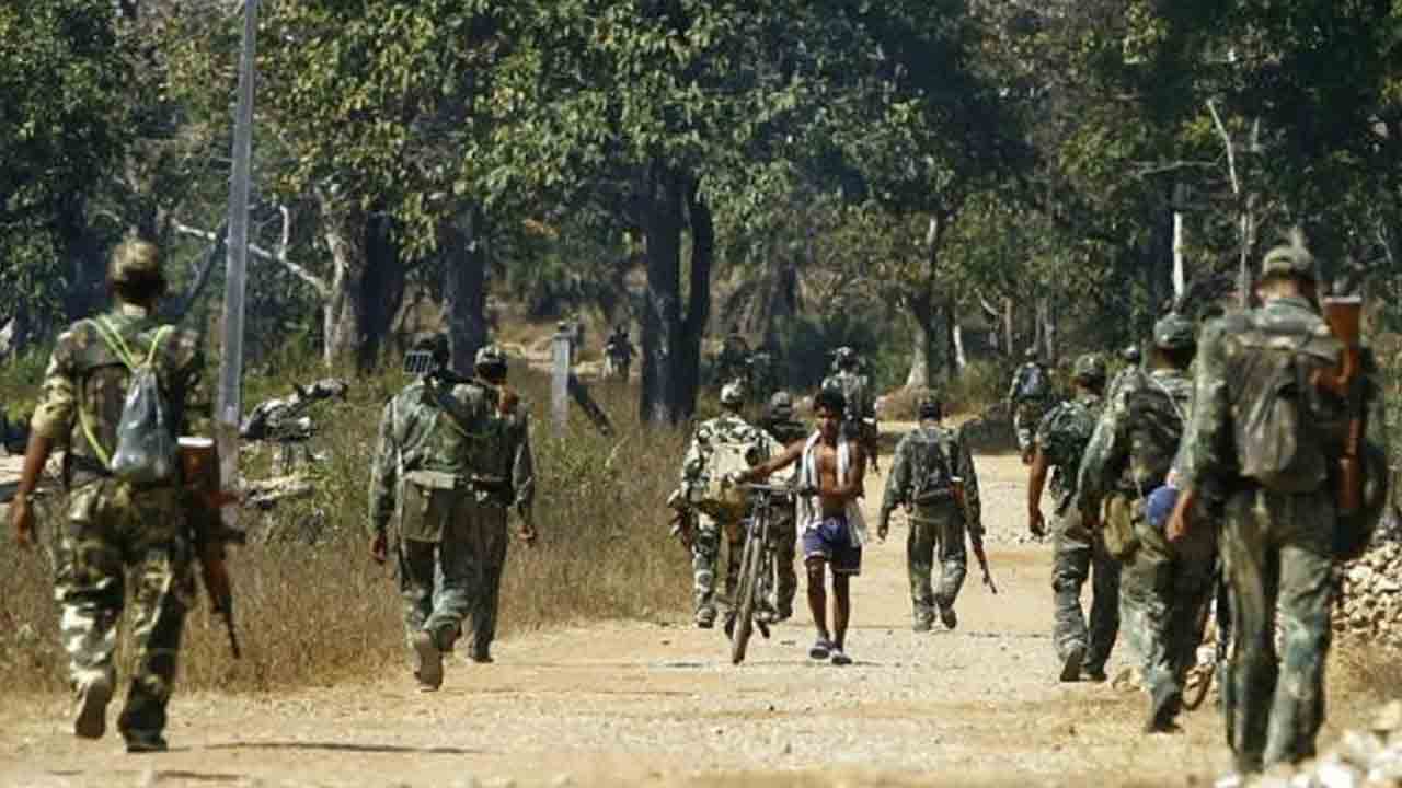 Chhattisgarh | ఛత్తీస్‌గఢ్‌ ఎన్‌కౌంటర్‌లో ఇద్దరు మావోయిస్టులు మృతి