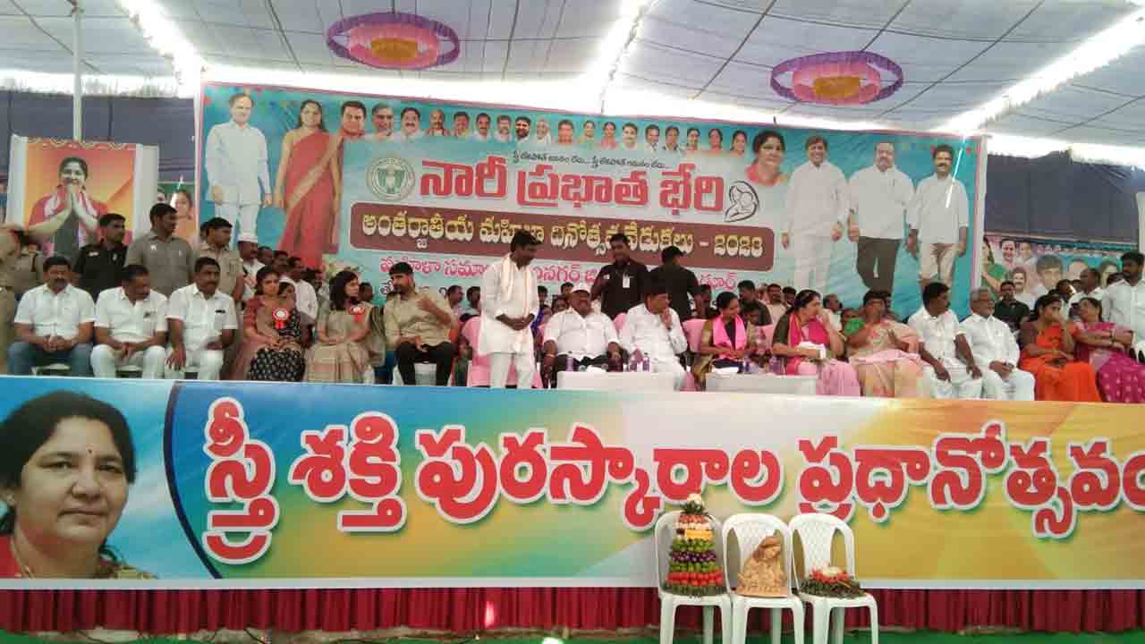 Minister Gangula | కేసీఆర్‌ ప్రభుత్వానికి ఆడబిడ్డల దీవెనలు ఉండాలి : మంత్రి గంగుల కమలాకర్‌