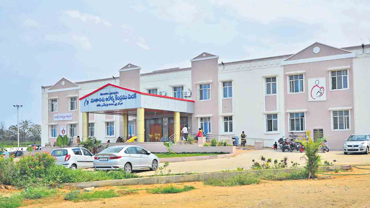 అభివృద్ధి ఘనం