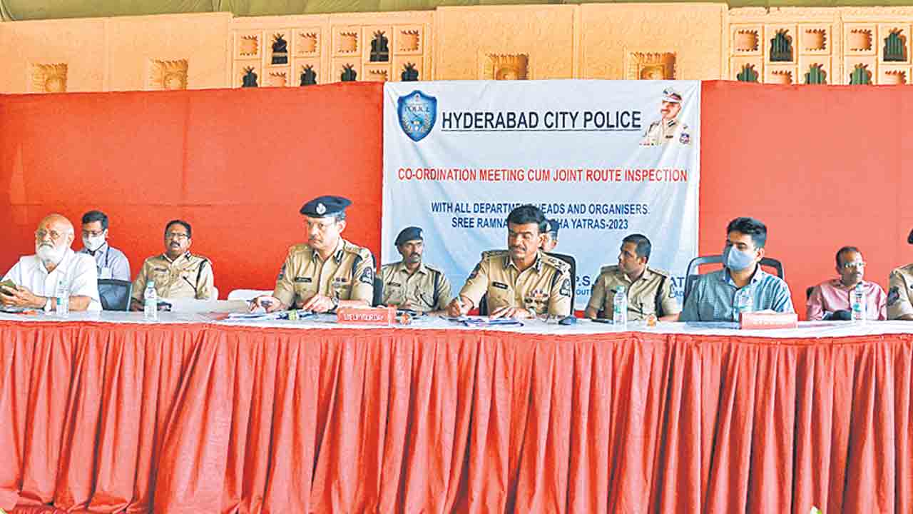 నవమి, హనుమాన్‌ జయంతి ప్రశాంతంగా సాగిపోవాలి