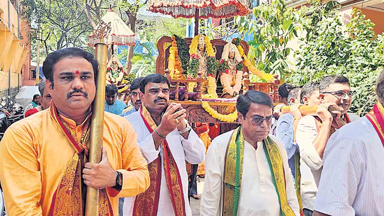 మార్మోగిన రామ నామస్మరణ..