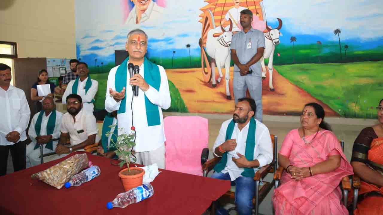 Harish Rao | కేంద్రం కొనకుంటే కేసీఆర్‌ ఉన్నరు.. యాసంగి వరి రైతులకు ముఖ్యమంత్రి భరోసా : మంత్రి హరీశ్‌రావు