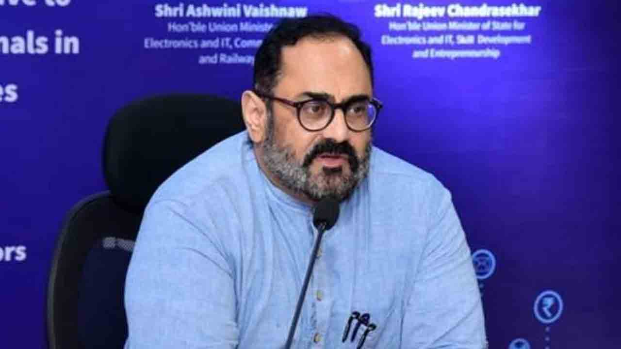 Laptops-Tablets | లాప్ టాప్‌లు.. టాబ్‌ల దిగుమతి నిషేధం నాలుగు నెలలు వాయిదా.. ఎందుకంటే?!