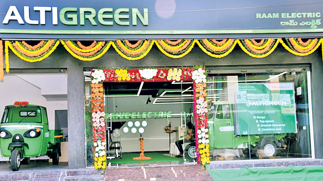 వరంగల్‌లో అల్తిగ్రీన్‌ అవుట్‌లెట్‌