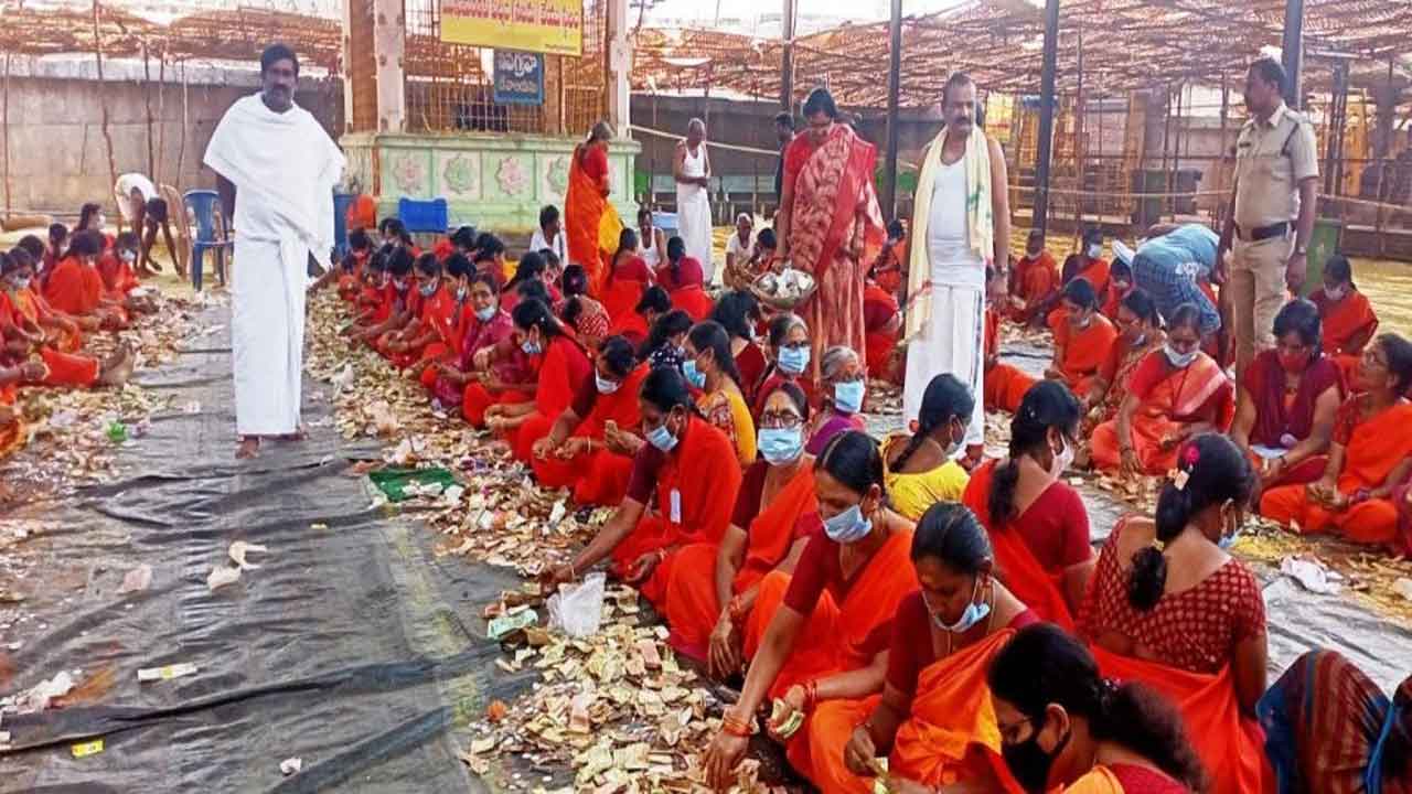 మల్లన్న హుండీ లెక్కింపు