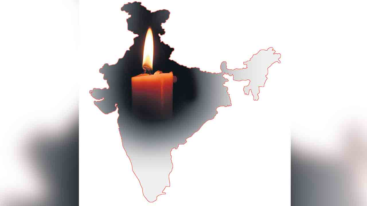 అంధకారం ముంగిట భారత్‌!