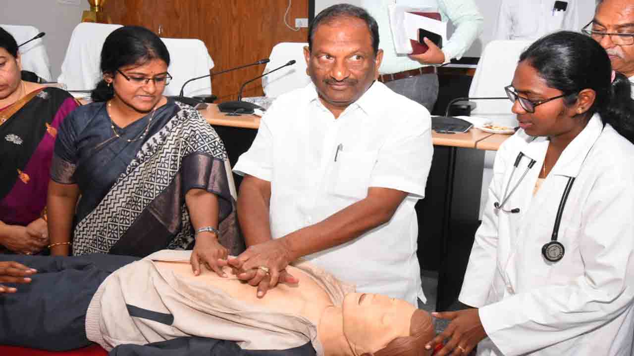 CPR | సీపీఆర్ ప్రక్రియపై ప్రతి ఒక్కరూ అవగాహన కలిగి ఉండాలి : మంత్రి కొప్పుల