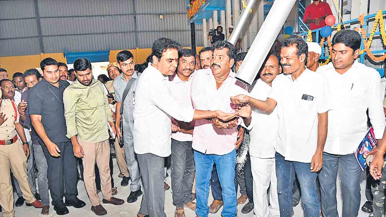 ఆ వ్యాఖ్యలు.. మీ హోదాకు తగవు