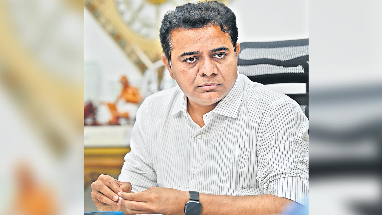 KTR Tweet | ముడి చమురు ధర తగ్గినా పెట్రో ధరల పెంపు ఎవరి కోసం మోదీజీ.. ప్రధానికి మంత్రి కేటీఆర్‌ సూటి ప్రశ్న