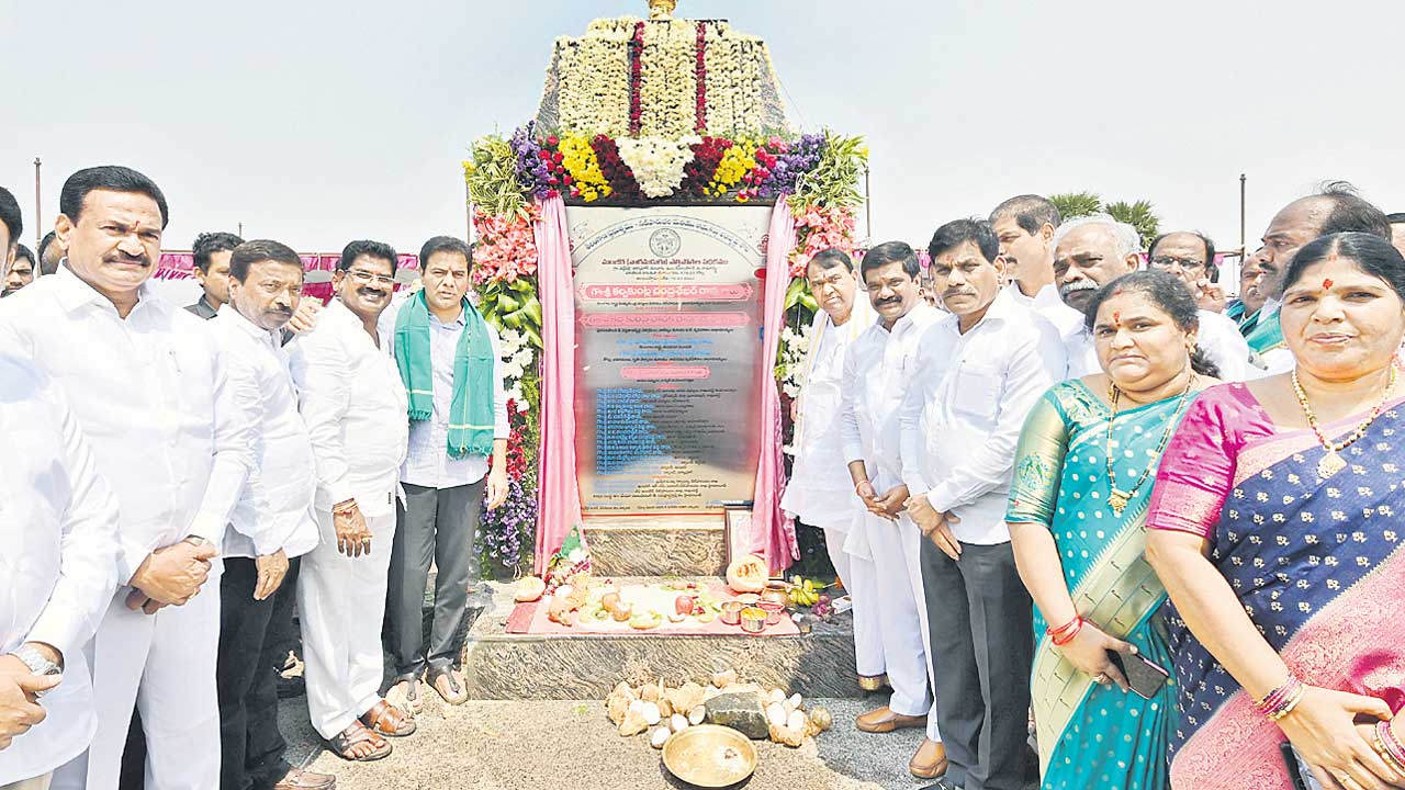 మంజీర మురిసే.. జుక్కల్‌ మెరిసే..