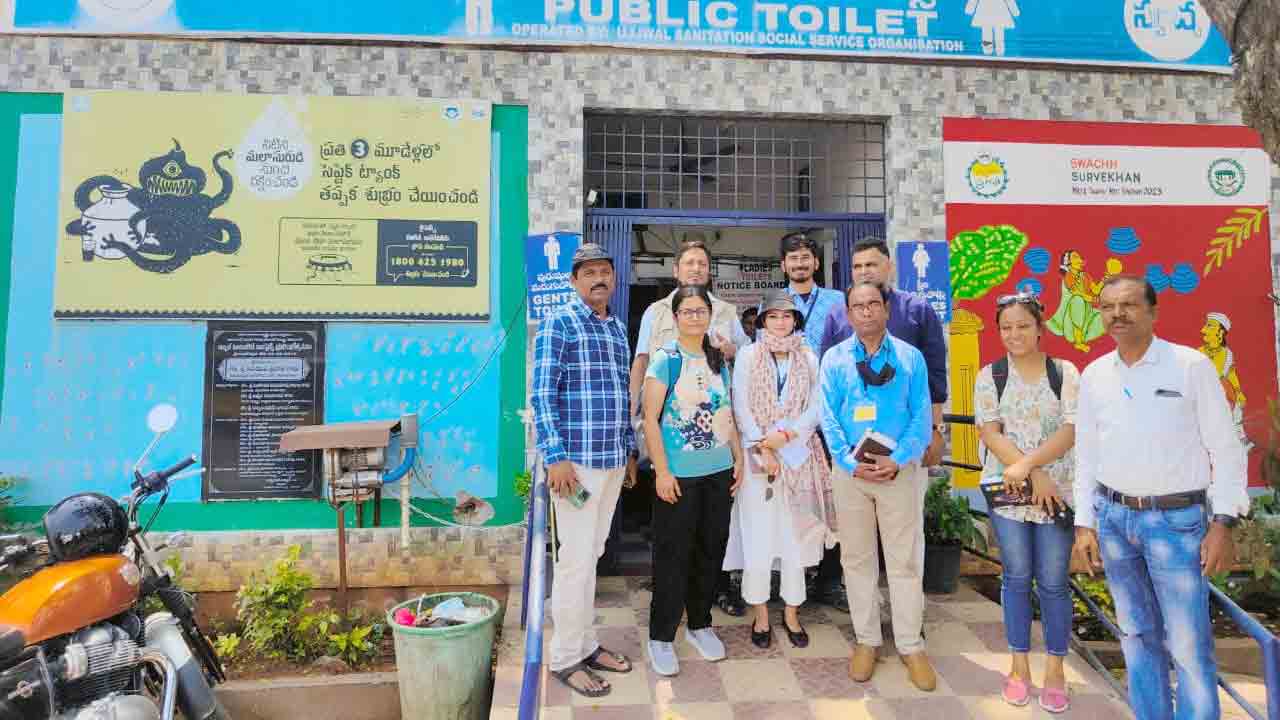 Sanitation Policies | వరంగల్‌లో పారిశుధ్య విధానాలు భేష్‌..నేపాల్‌, బంగ్లాదేశ్‌ మేయర్ల ప్రశంసలు