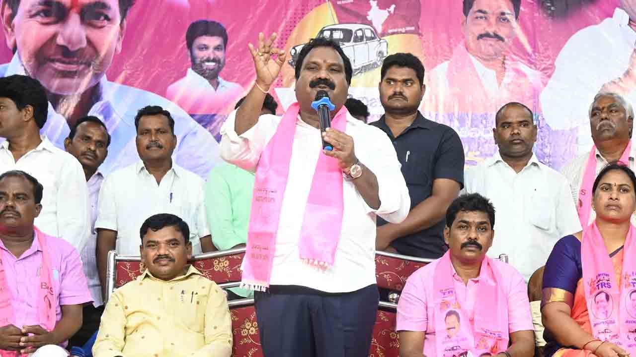 రాష్ట్ర అభివృద్ధికి కేంద్రం మోకాలడ్డు మోదీ సర్కారు
