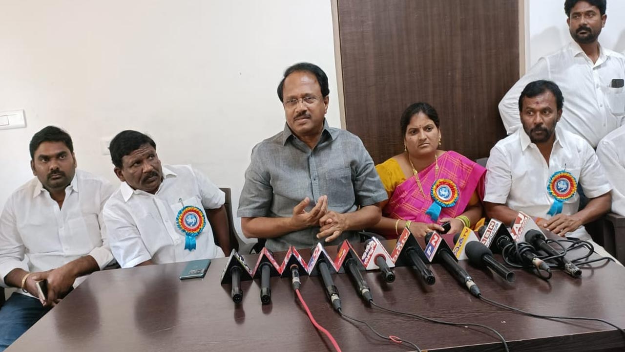 అధికారం కోసం నీచ రాజకీయాలా..?