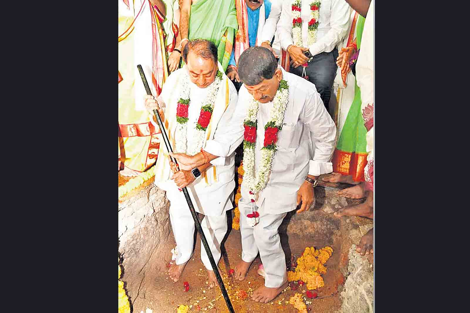 ‘బాసర’ పునర్నిర్మాణానికి భూమిపూజ