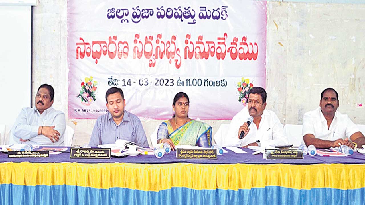 రైతులను ఇబ్బంది పెట్టొద్దు