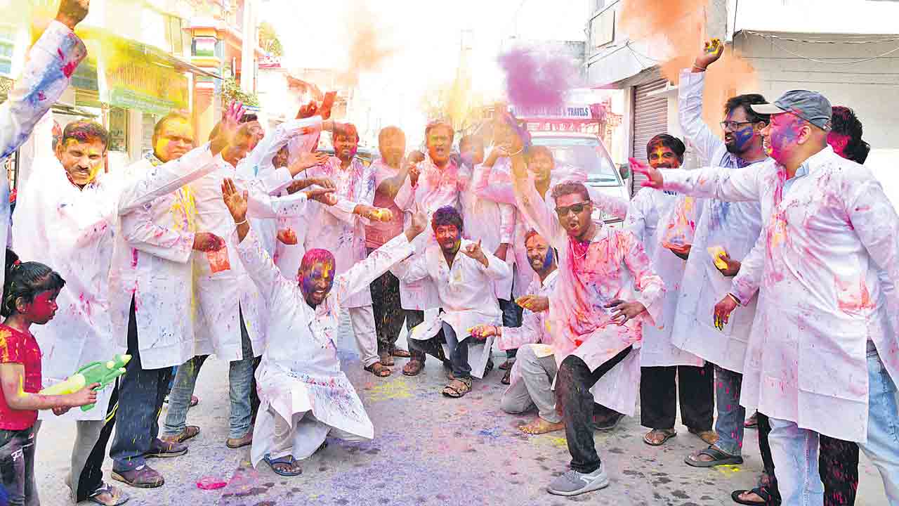 రంగ్‌ బర్సే..