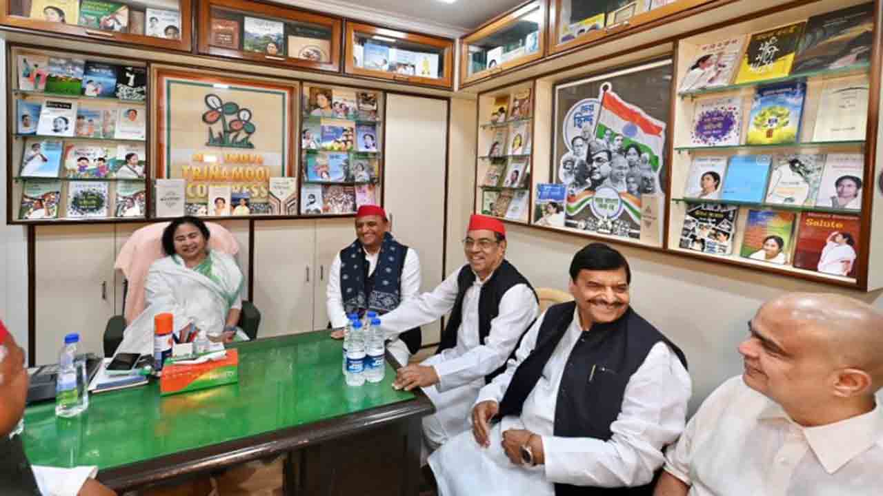 New Front | కాంగ్రెస్‌ లేకుండా కొత్త ఫ్రంట్‌.. మమతా బెనర్జీ, అఖిలేష్‌ అంగీకారం