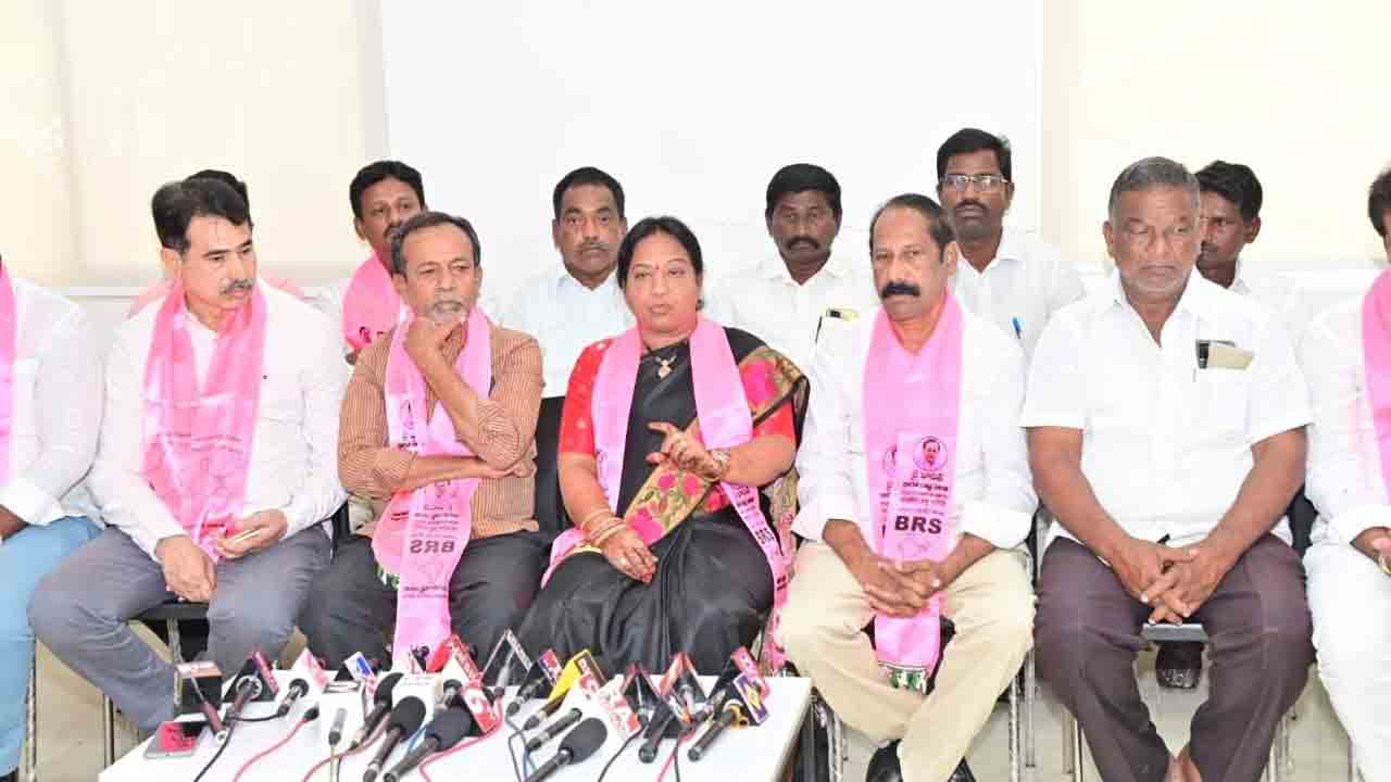 ఖమ్మం అభివృద్ధిపై బహిరంగ చర్చకు సిద్ధమా..?