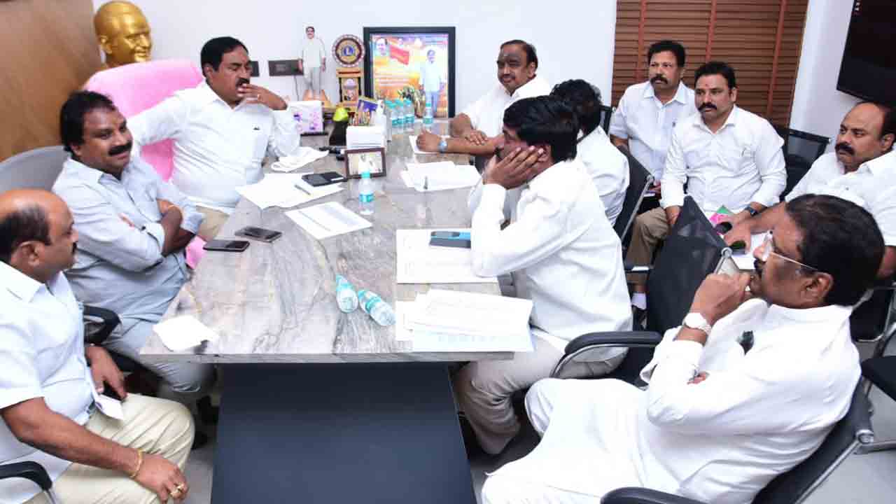 CM KCR | సీఎం కేసీఆర్ సందేశాన్ని ప్రజల్లోకి తీసుకెళ్లాలి : మంత్రి ఎర్రబెల్లి