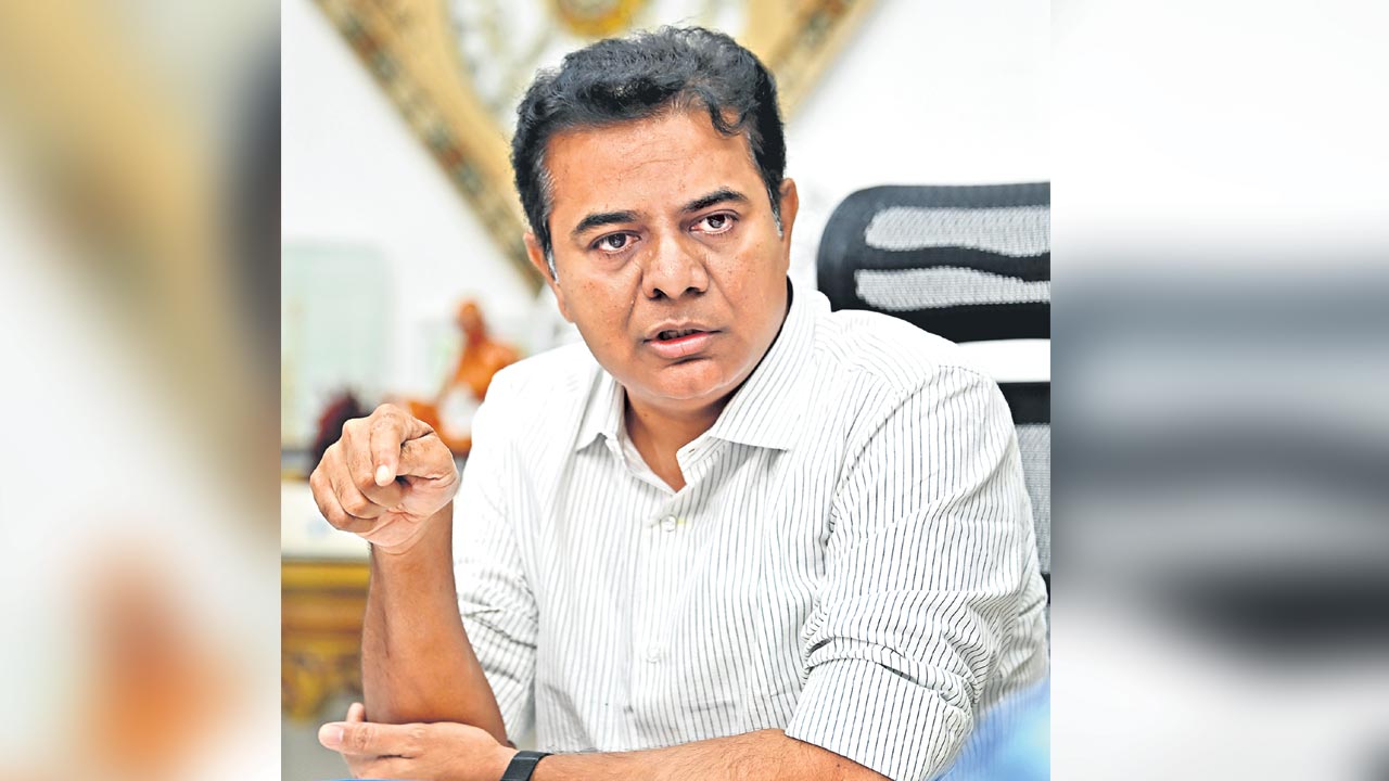 KTR | పెట్రో ధ‌ర‌ల‌ను విప‌రీతంగా పెంచిన మోదీ దేశ ప్ర‌జ‌ల‌కు క్ష‌మాప‌ణ చెప్పాలి.. కేటీఆర్ డిమాండ్