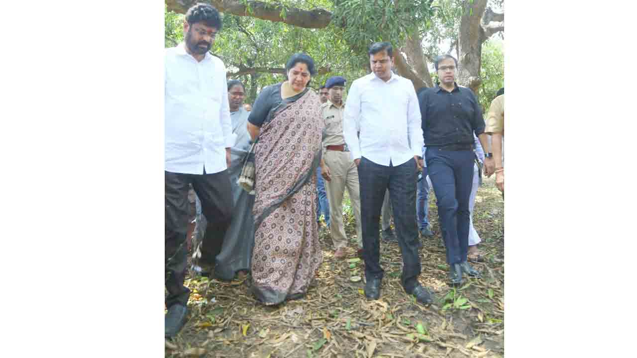 Minister Satyavati Rathod | రైతులకు పంట నష్టపరిహారం అందిస్తాం : మంత్రి సత్యవతి రాథోడ్‌