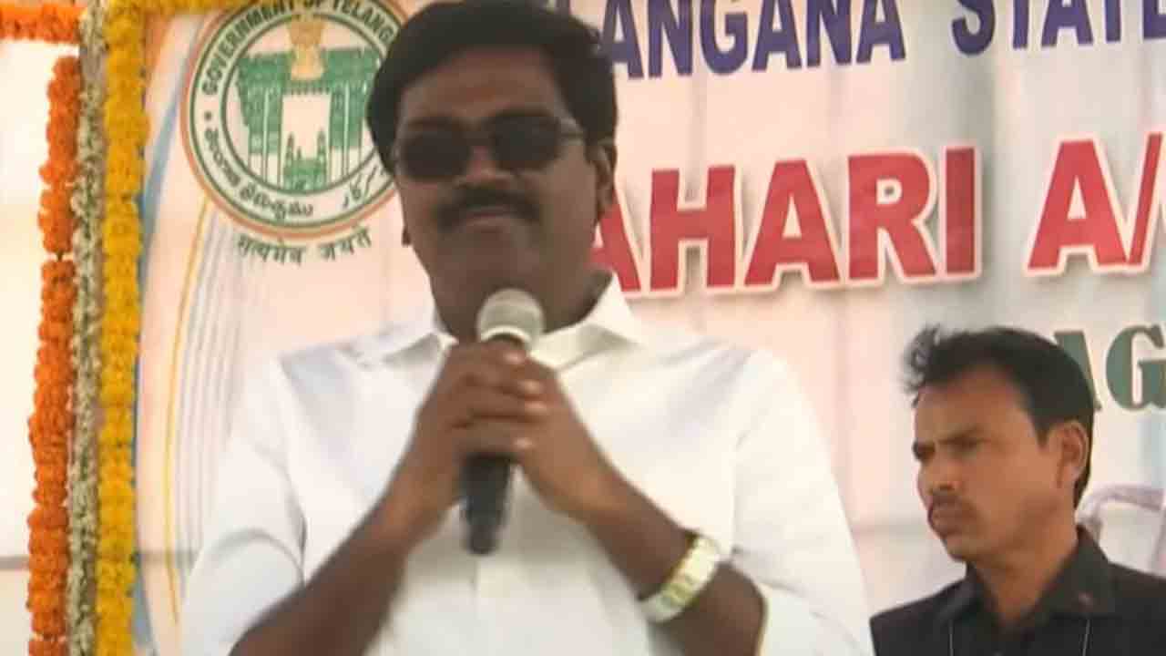 Lahari AC Sleeper bus | లహరి ఏసీ స్లీపర్‌ బస్సులను ప్రారంభించిన మంత్రి పువ్వాడ