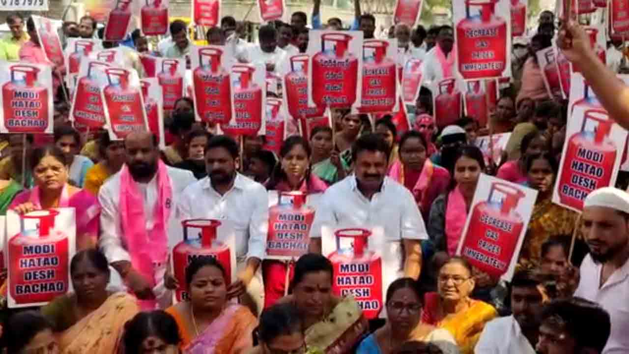 Minister Talasani Srinivas Yadav | పేద, మధ్య తరగతి ప్రజల ఉసురు పోసుకుంటున్న బీజేపీ ప్రభుత్వం: మంత్రి తలసాని