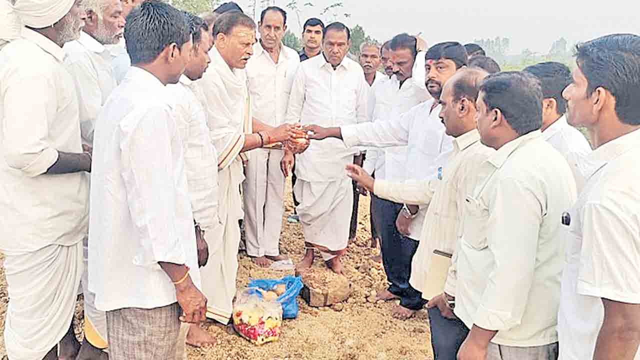 ప్రతి తండాకూ బీటీ రోడ్డు