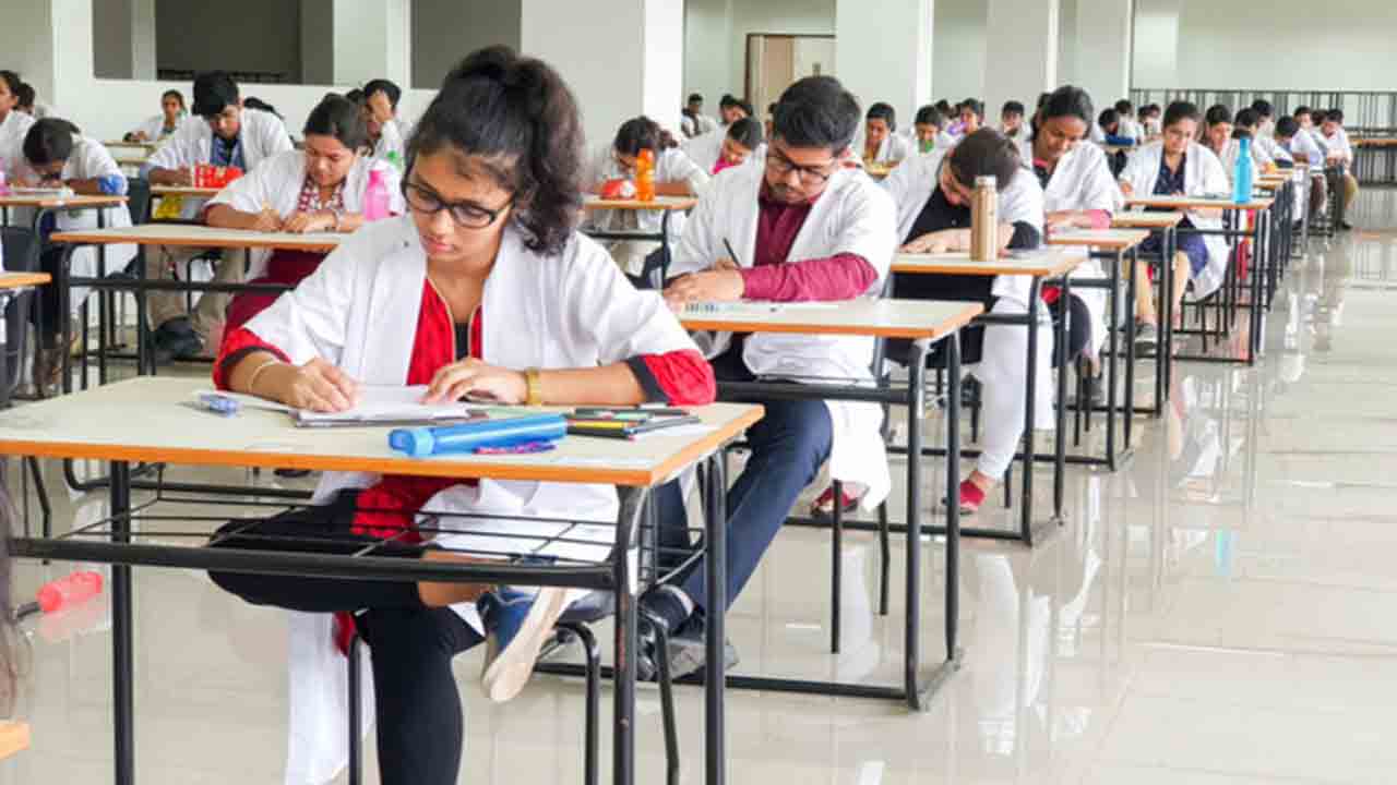 NEET PG | నేడు దేశవ్యాప్తంగా నీట్‌ పీజీ పరీక్ష.. రాష్ట్రంలోని 10 ఎగ్జామ్‌ సెంటర్లు